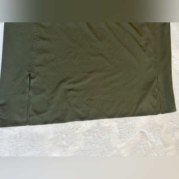 Athleta Tank Top Size M Dark Green - Picture 6 of 8